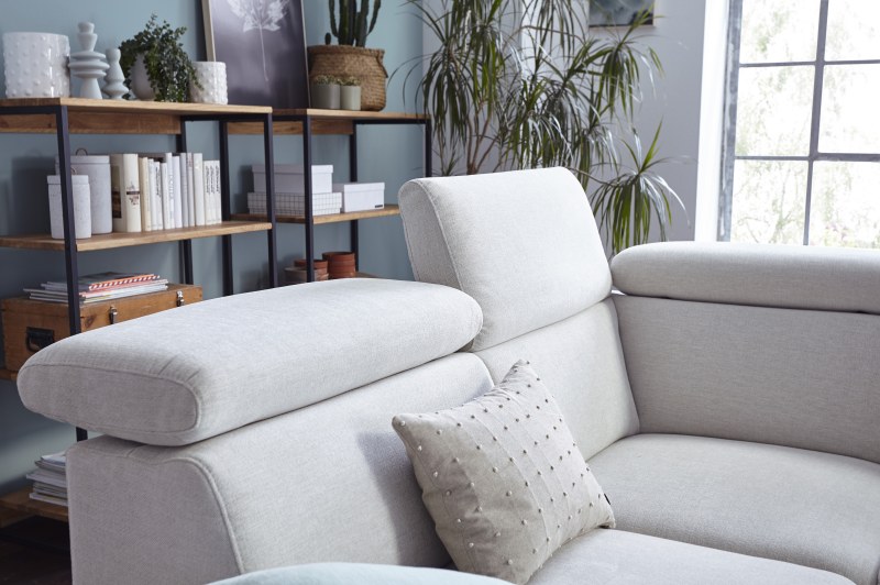 Ecksofa Felipa - Ecke links mit 2,5-Sitzer inkl. Relaxfunktion (motorisch) und Kopfteil verstellbar, Stoff, Natur