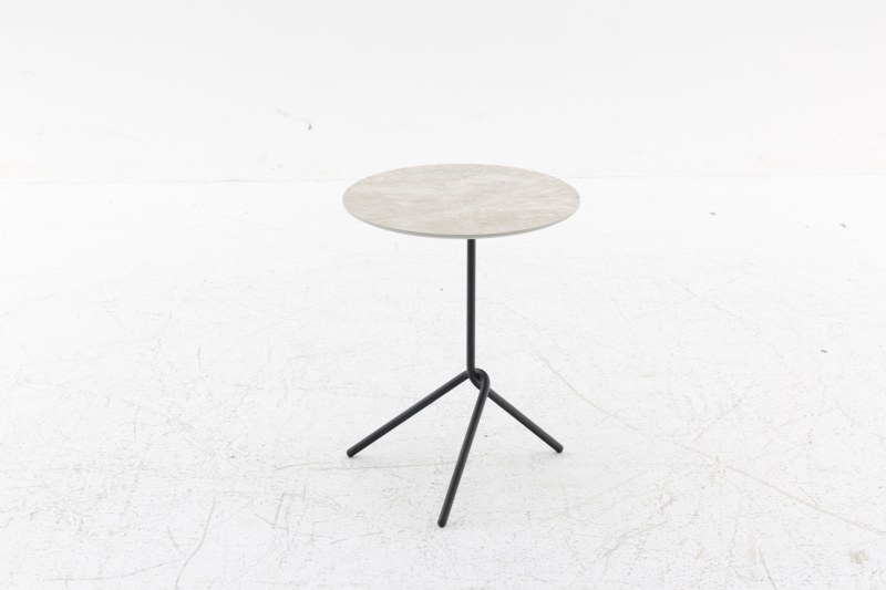 Couchtisch Star - D. ca. 42 cm, Eichemassiv, Zimtfarbig