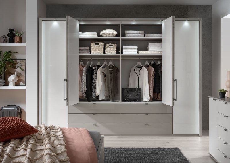 Drehtürenschrank Marbella - B. ca. 302cm, Korpus, Front Glas, Weiß