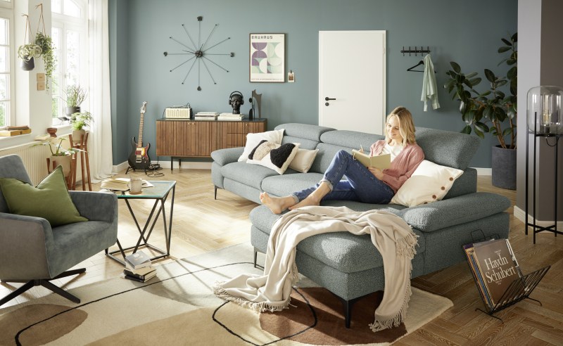Ecksofa Felipa - 3-Sitzer mit Longchair rechts inkl. Relaxfunktion (motorisch), Armlehne und Kopfteil verstellbar, Stoff, Graugrün