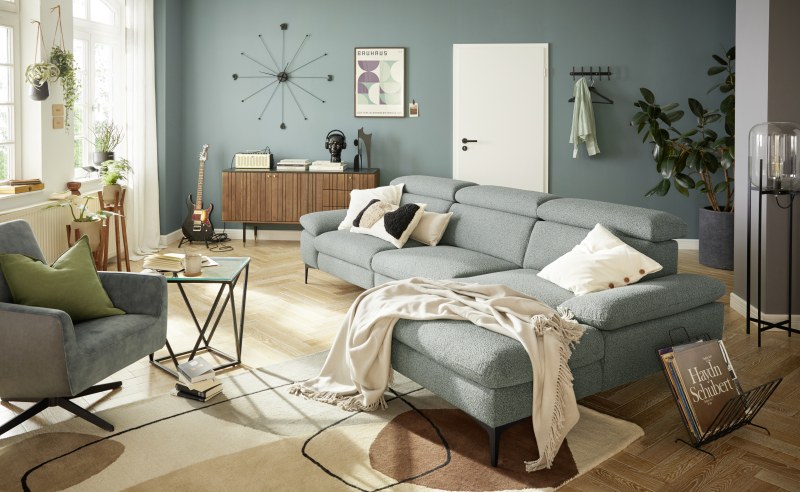 Ecksofa Felipa - 3-Sitzer mit Longchair rechts inkl. Relaxfunktion (motorisch), Armlehne und Kopfteil verstellbar, Stoff, Graugrün