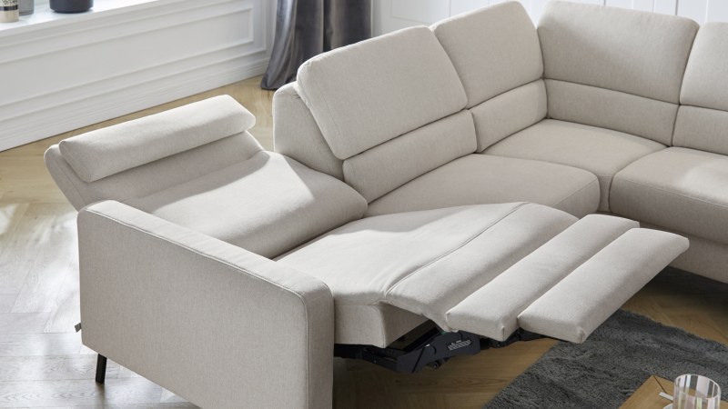 Ecksofa Valera - 3-Sitzer mit Ecke rechts inkl. Rückenlehne verstellbar und Relaxfunktion motorisch, Stoff, Natur