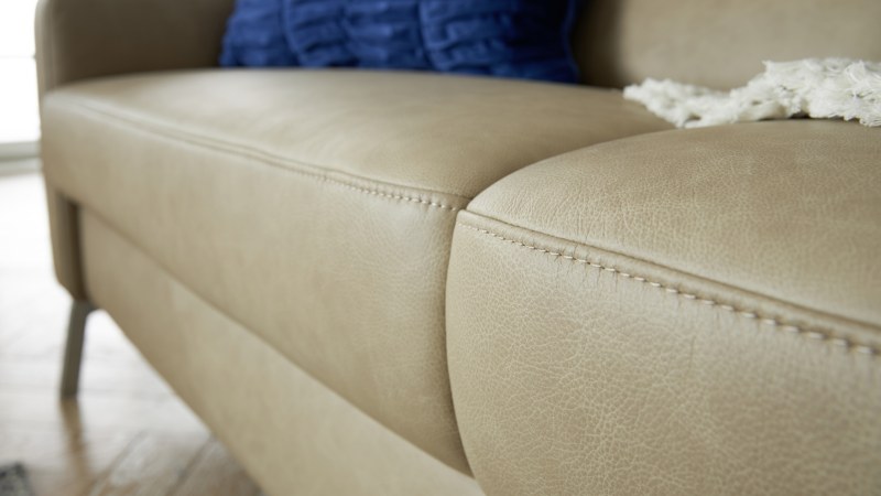 Sofa Valera - 2,5-Sitzer inkl. verstellbaren Rücken und Relaxfunktion motorisch, Leder, Taupe