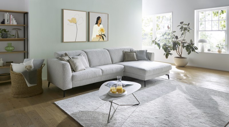Ecksofa Rafaela 2.0 - 2,5-Sitzer mit Longchair rechts inkl. Sitzvorzug, Kopteilverstellung motorisch und Relaxfunktion motorisch im Longchair, Stoff, Champagner